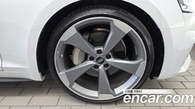 Audi A5 2019 — photo 7