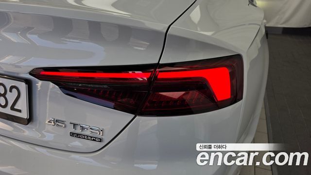 Audi A5 2019 — photo 9