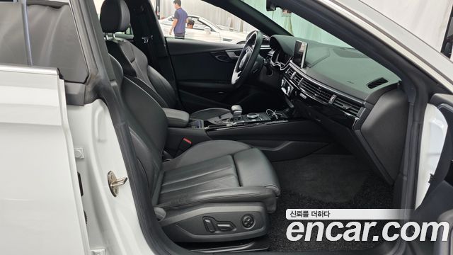 Audi A5 2019 — photo 16
