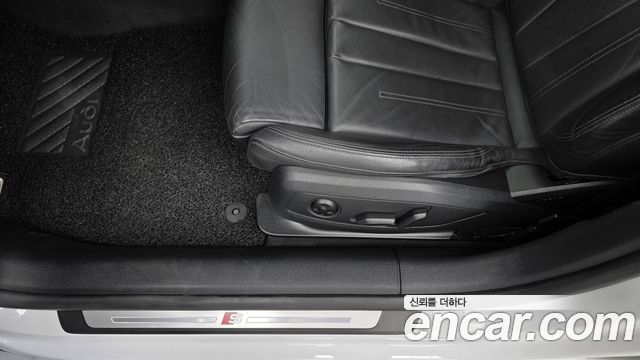 Audi A5 2019 — photo 31