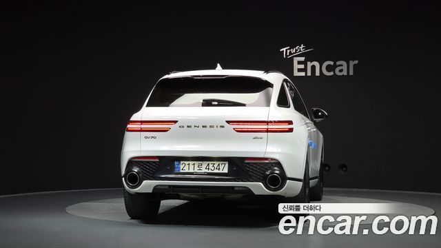 Genesis GV70 2022 — photo 4