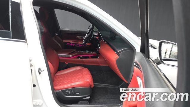 Genesis GV70 2022 — photo 11