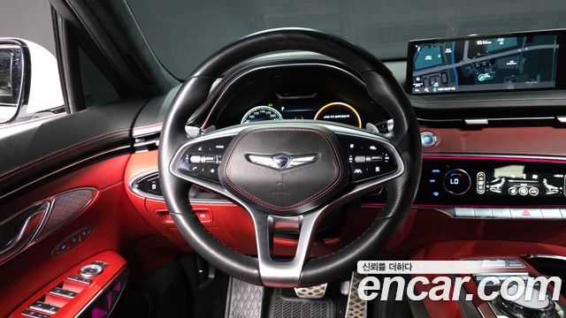 Genesis GV70 2022 — photo 13