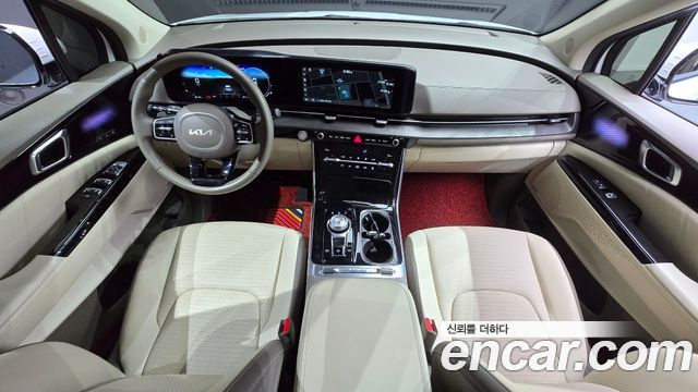 Kia Canival 2023 — photo 7