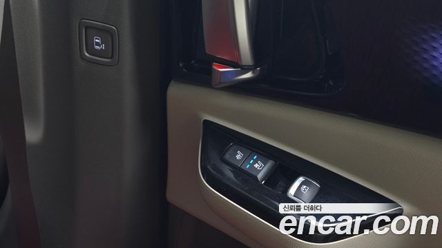 Kia Canival 2023 — photo 19