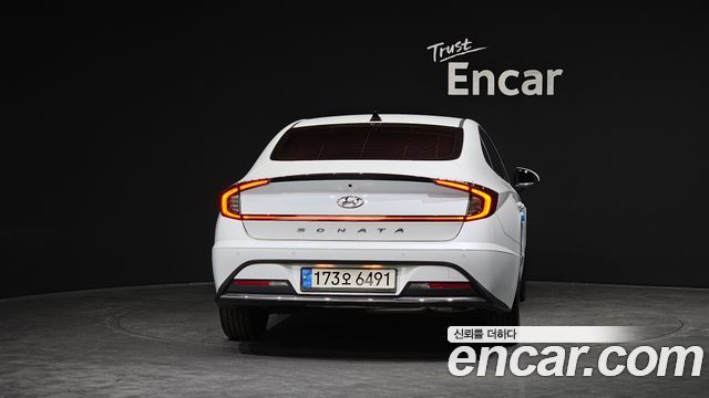 Hyundai Sonata 2021 — photo 4