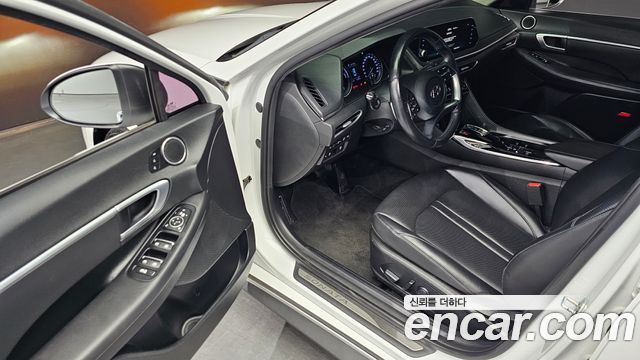 Hyundai Sonata 2021 — photo 13
