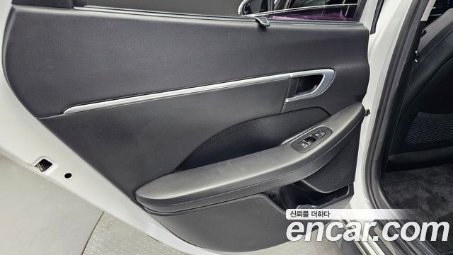 Hyundai Sonata 2021 — photo 15
