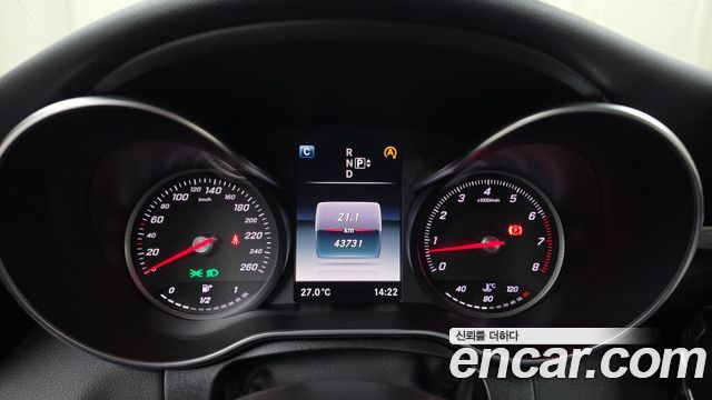 Mercedes-Benz C-Class 2015 — photo 11