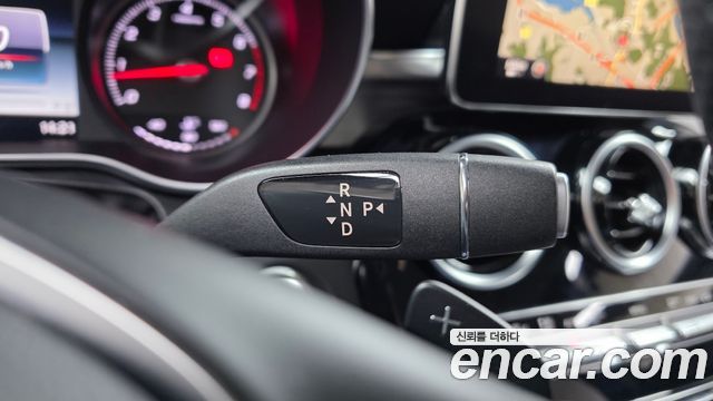 Mercedes-Benz C-Class 2015 — photo 12