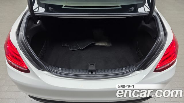 Mercedes-Benz C-Class 2015 — photo 21