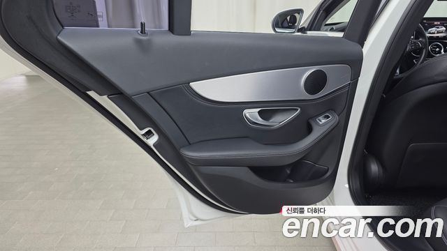 Mercedes-Benz C-Class 2015 — photo 15