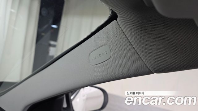 Mercedes-Benz C-Class 2015 — photo 28