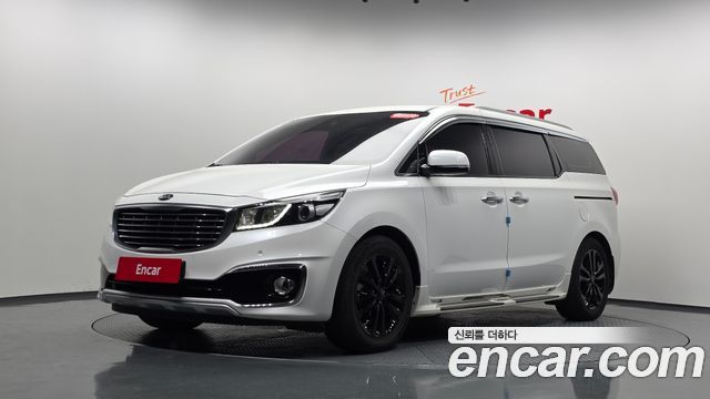 Kia Canival 2018 — photo 28