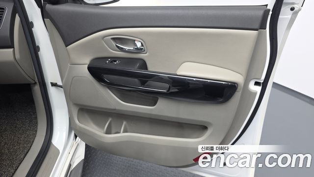 Kia Canival 2018 — photo 15