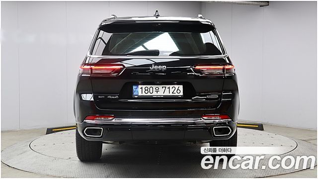 Jeep Cherokee 2023 — photo 2