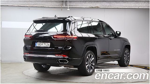 Jeep Cherokee 2023 — photo 4