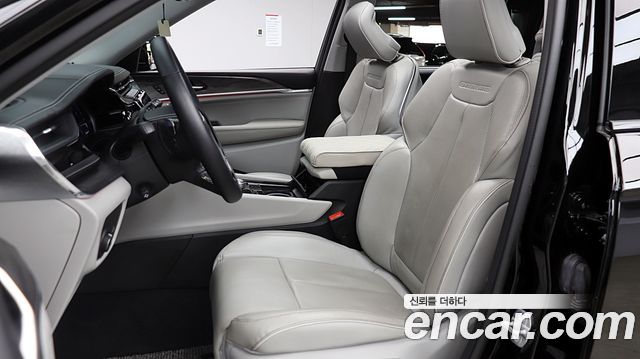 Jeep Cherokee 2023 — photo 13