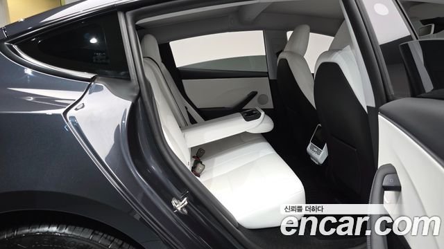 Tesla Model 3 2024 — photo 17