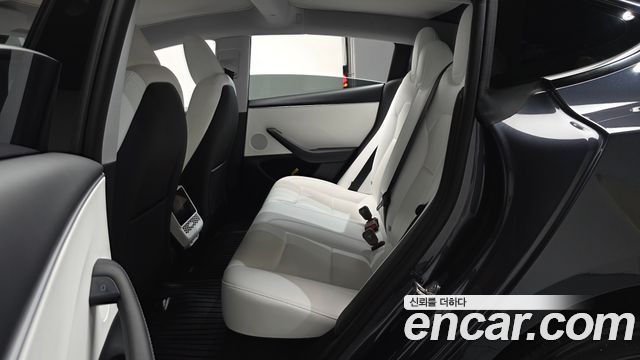 Tesla Model 3 2024 — photo 18