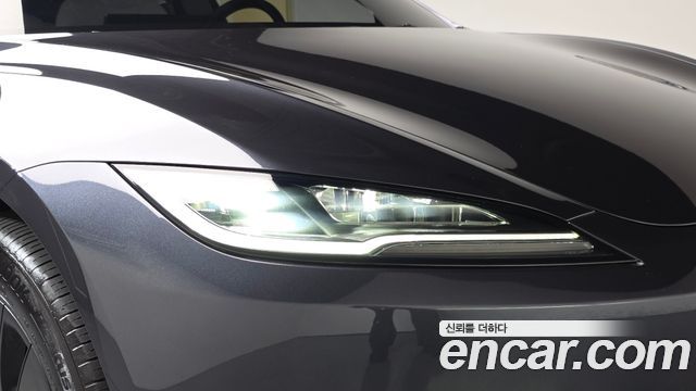 Tesla Model 3 2024 — photo 8