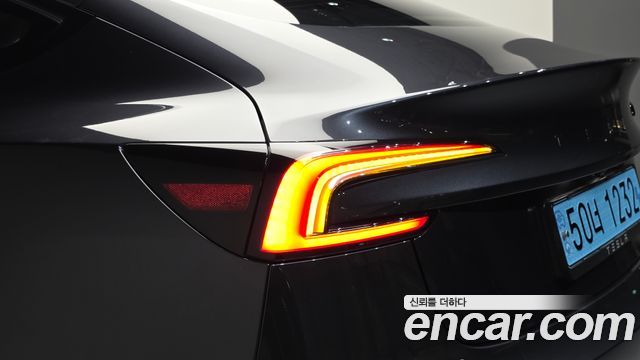 Tesla Model 3 2024 — photo 9