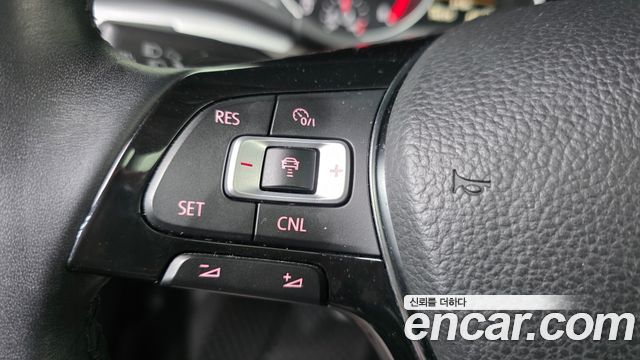 Volkswagen Passat 2018 — photo 25