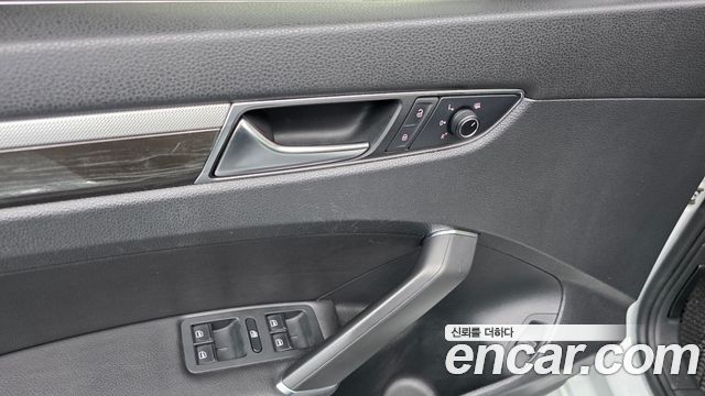 Volkswagen Passat 2018 — photo 29