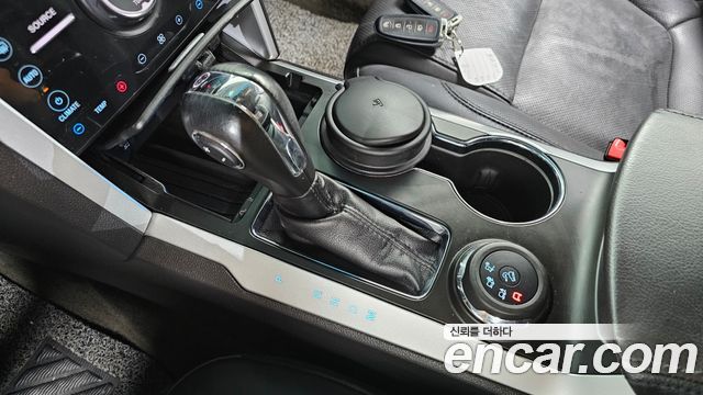 Ford Explorer 2015 — photo 9
