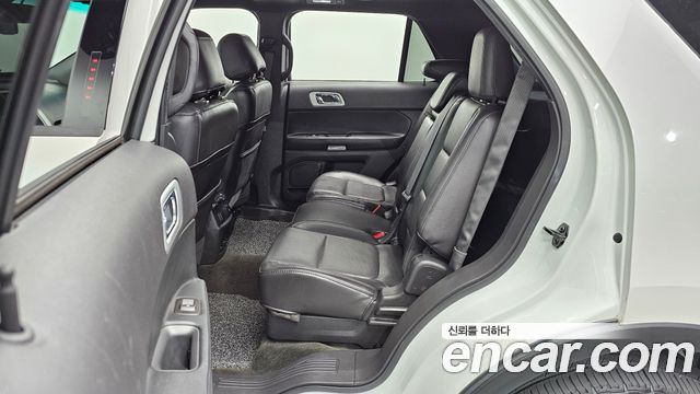 Ford Explorer 2015 — photo 11