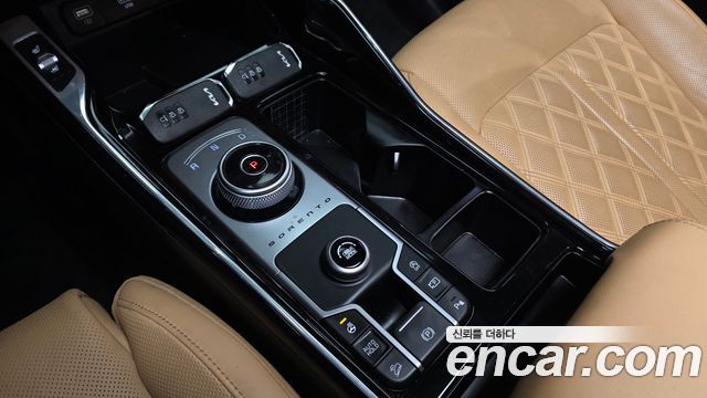 Kia Sorento 2023 — photo 12