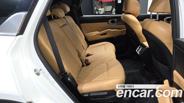 Kia Sorento 2023 — photo 18