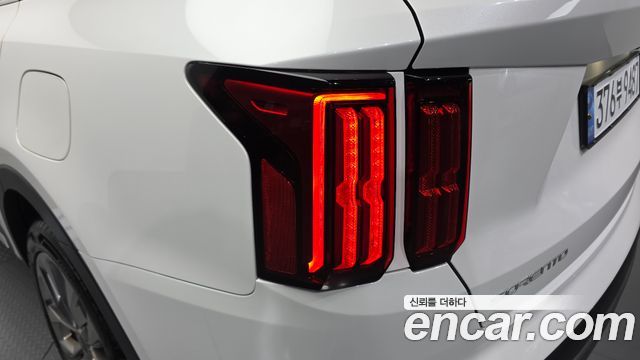 Kia Sorento 2023 — photo 9