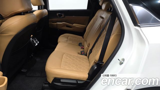 Kia Sorento 2023 — photo 16