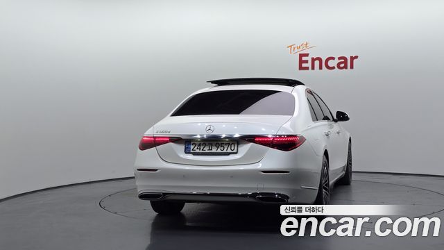 Mercedes-Benz S-Class 2021 — photo 4