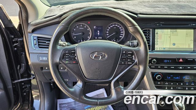 Hyundai Sonata 2017 — photo 12