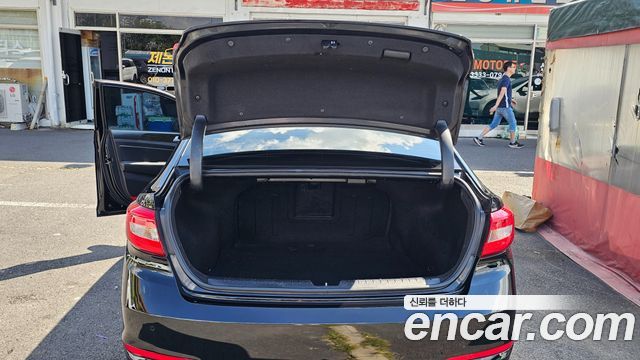Hyundai Sonata 2017 — photo 19