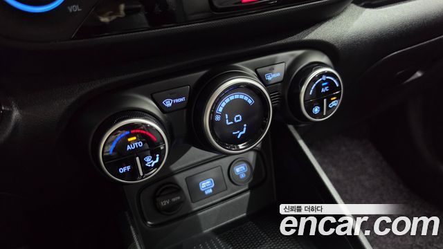 Hyundai Venue 2020 — photo 23