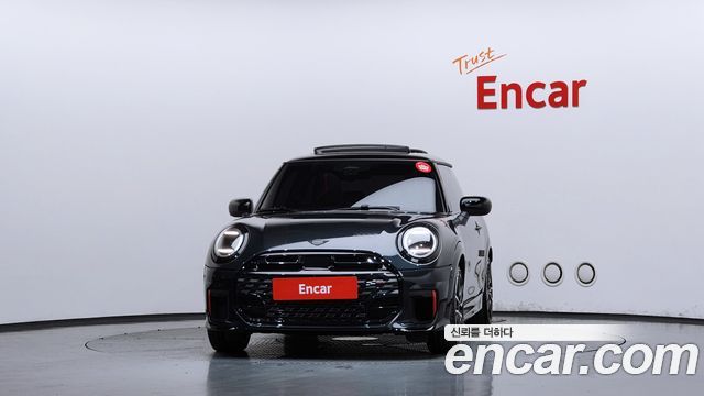 Mini Cooper 2026 — photo 3