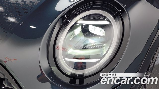 Mini Cooper 2026 — photo 8