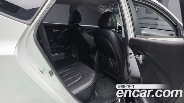 Hyundai Tucson 2015 — photo 18