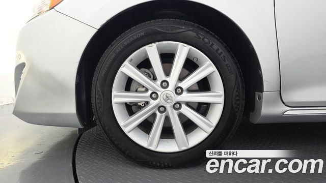 Toyota Camry 2013 — photo 5