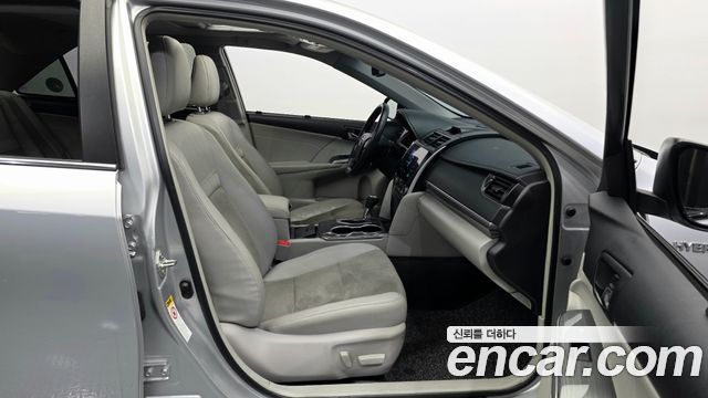 Toyota Camry 2013 — photo 12