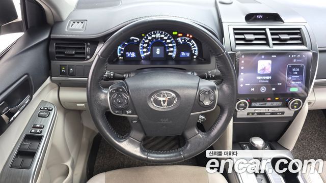 Toyota Camry 2013 — photo 13