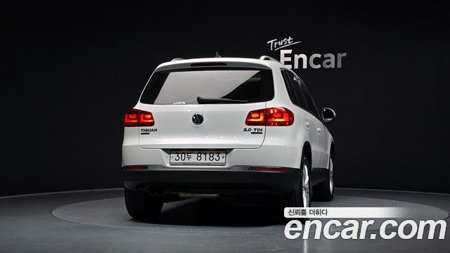 Volkswagen Tiguan 2013 — photo 4