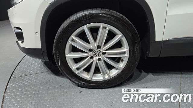 Volkswagen Tiguan 2013 — photo 5