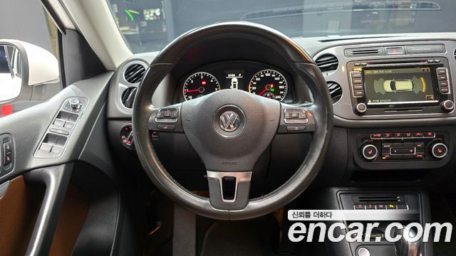 Volkswagen Tiguan 2013 — photo 13