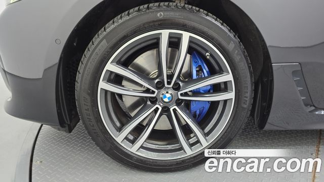 BMW Gran Turismo 2023 — photo 5