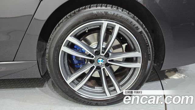 BMW Gran Turismo 2023 — photo 7