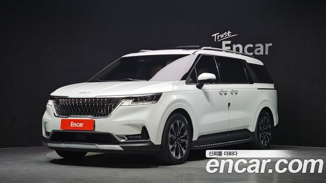 Kia Canival 2021 — photo 1